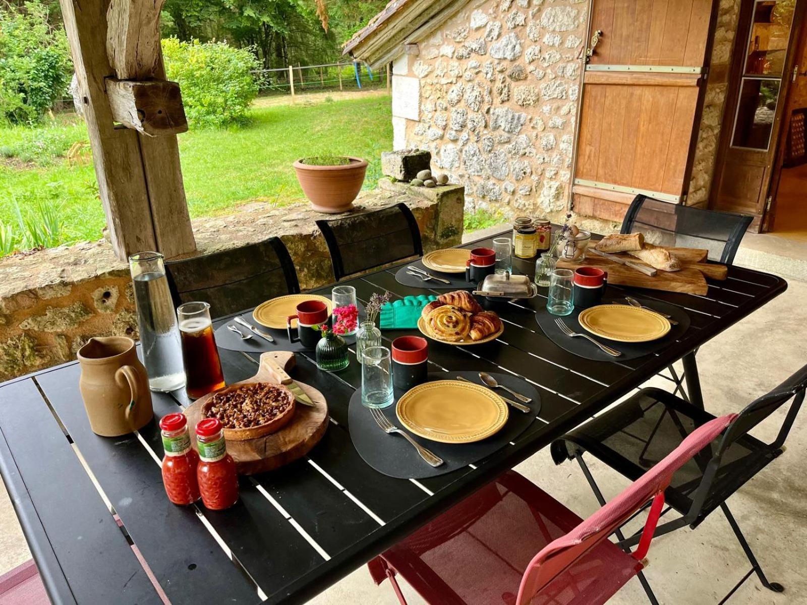 Le Mas Brantome Bed and Breakfast Esterno foto